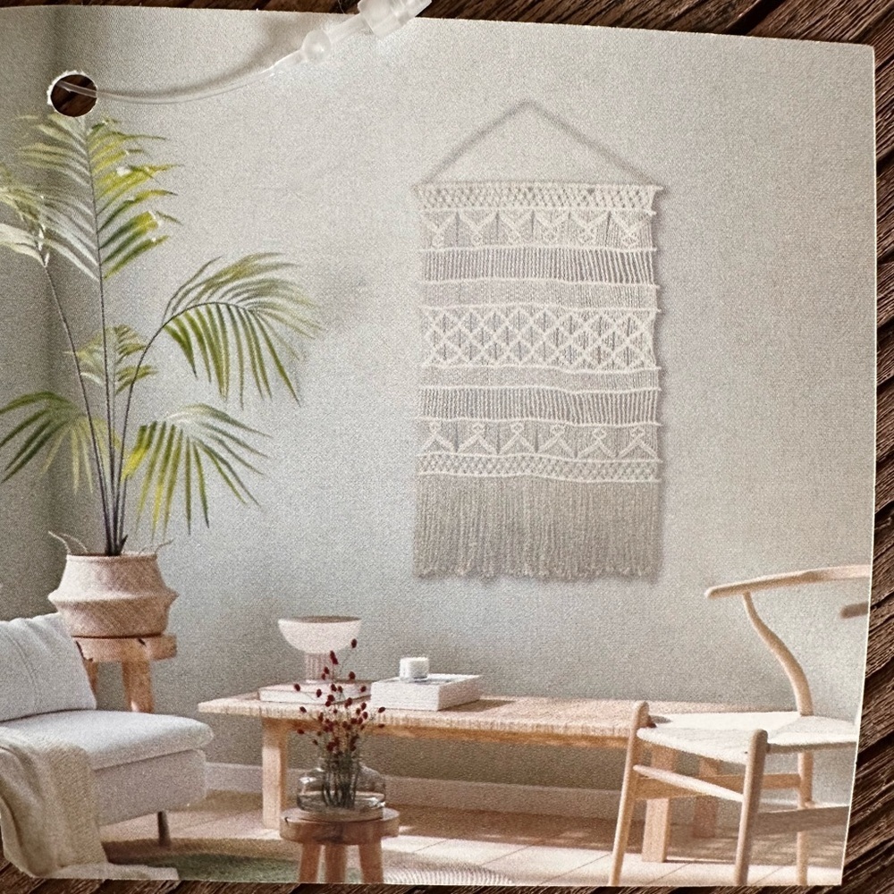 Elegant Macrame Wall Hanging - Picture 2 of 5